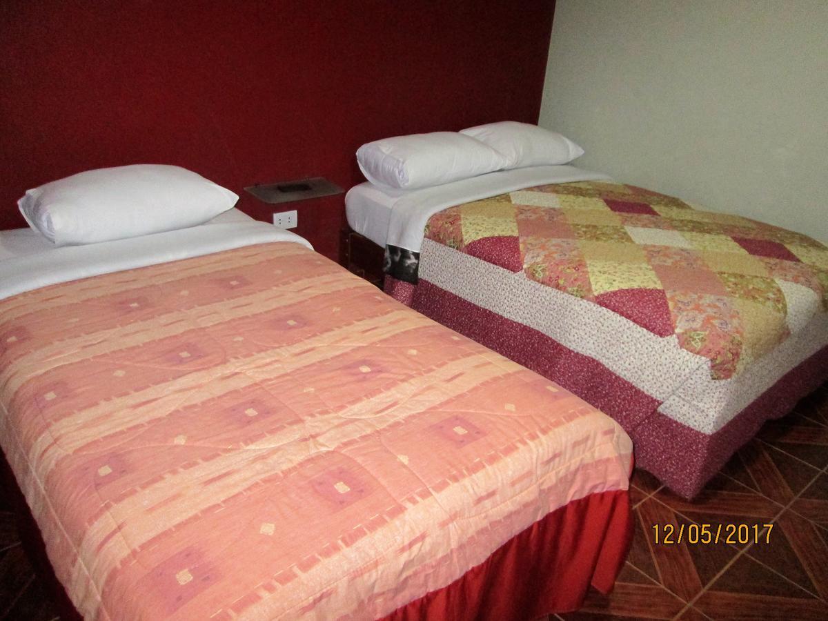 הואצ'ו Hostal Caprichos מראה חיצוני תמונה