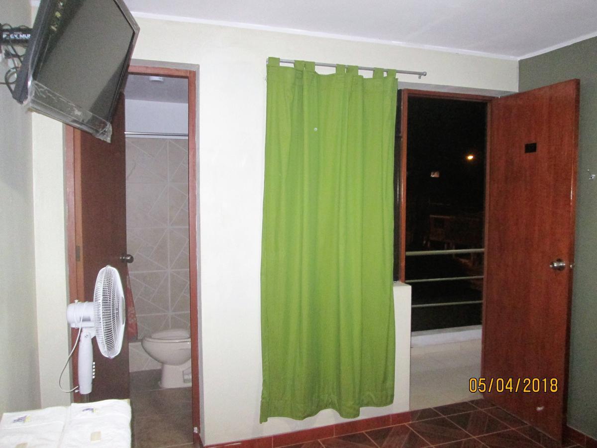 הואצ'ו Hostal Caprichos מראה חיצוני תמונה