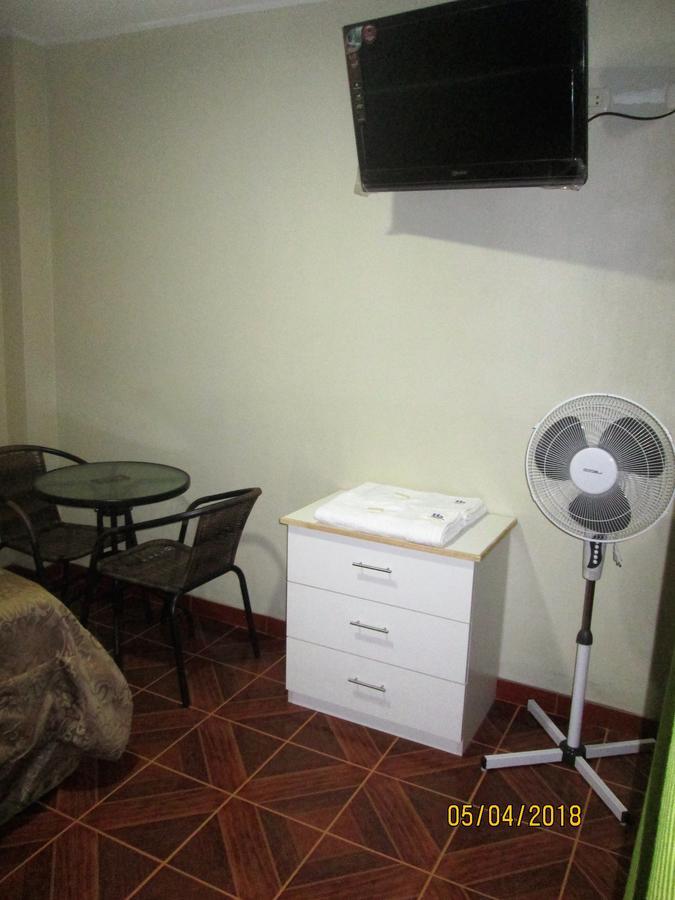 הואצ'ו Hostal Caprichos מראה חיצוני תמונה