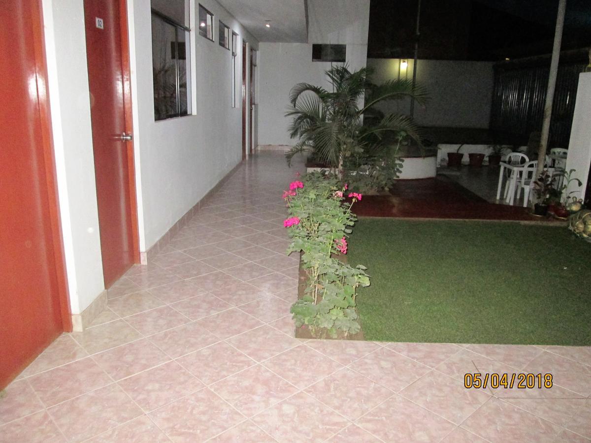 הואצ'ו Hostal Caprichos מראה חיצוני תמונה