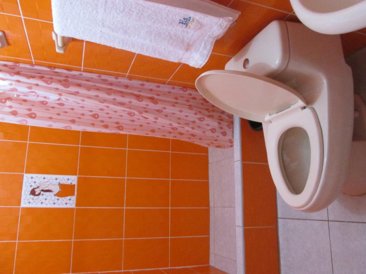 הואצ'ו Hostal Caprichos מראה חיצוני תמונה